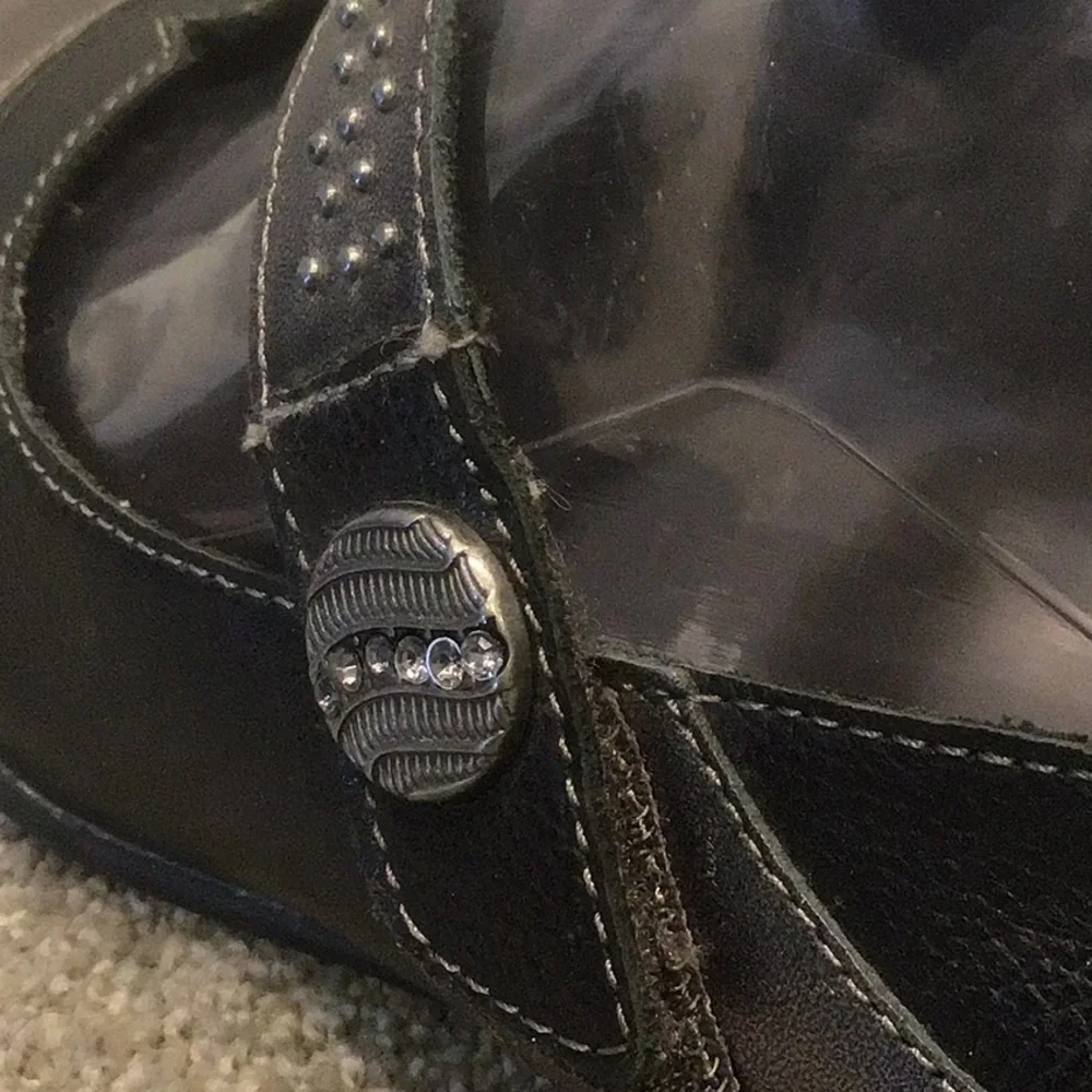 Taos Mary Jane Flats - Picture 5 of 9